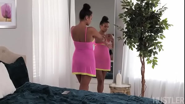 Play MP4 - Alyx star-couple swap