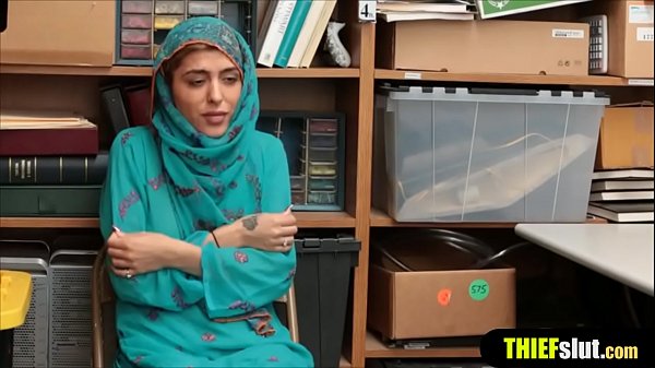 Play MP4 - Cute muslim chick in a hijab gets fucked on a mall CCTV