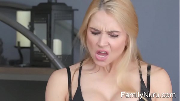 Proud stepmom happy to do eroticmassageto stepson