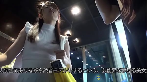 【完全終了】大学生アイドル19歳 コスプレしてスレンダーな身体にハメ撮り映像 1 