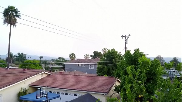 Play MP4 - 闲居在家