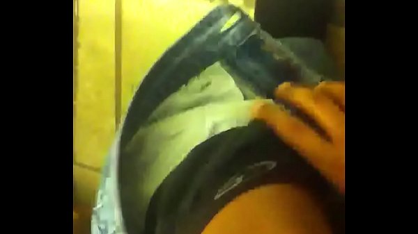 Cute boy that likes to jerkingoff in front of mirror