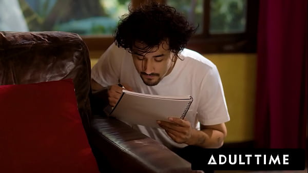 Play MP4 - ADULT TIME - STEPMOM RayVeness CATCHES Stepson Drawing Her and AGGRESSIVELY FUCKS Him For CUMSHOT&excl;