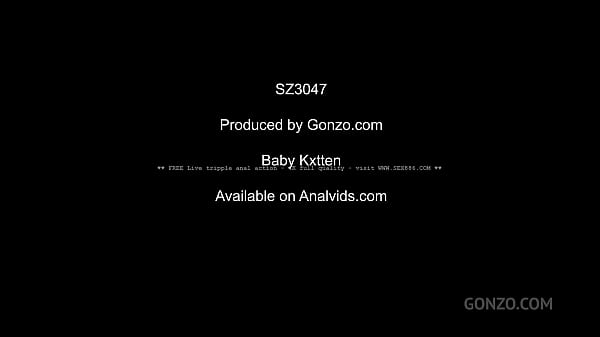 Nonton Triple Stuffed On Camera, This Whore Moans Through Her Gaping Holes, Slick With Fluids, Begging The Next Guy To Use Her Like A Toy thumbnail
