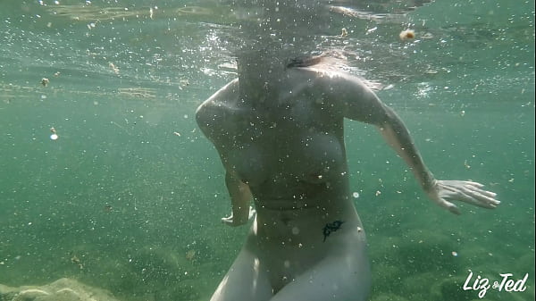 Play MP4 - crempie at the river &vert; liz and ted