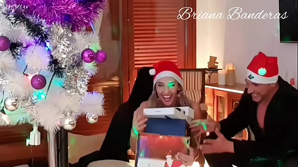 Nonton Christmas Threesome With Santa Claus thumbnail