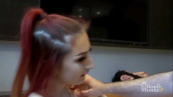 Co&ntilde_o Rosa &ndash_ Gigi Rouge me deja adicto a su sabor mojado | Benefit Monkey