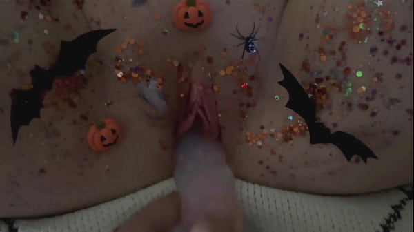 Play MP4 - Halloween Pussy Solo Masturbation