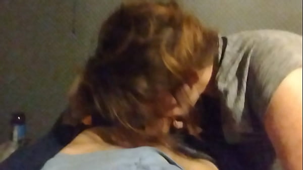 Nonton Her Lips Feel So Good On My Cock thumbnail