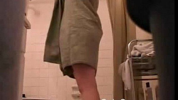 Nonton Sexy Didn't Notice The Hidden Cam thumbnail