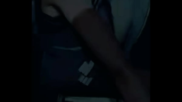 Nonton An Icy Genshin Fighter Shows Off Her Bold Style In Denim And Fur, Her Silver Hair Glowing With Cold Allure. Beauty And Danger Walk Hand In Hand&hellip; Ready To Uncover Her Secret? Bio Waiting. thumbnail