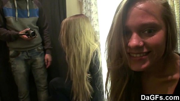 Dagfs Fun_Times In_The Mall