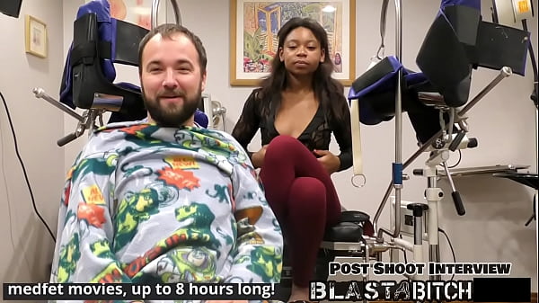 Minnie rose's face gets blasted with cum after blowjob 