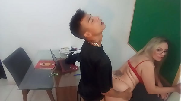 Porno Star E Amador thumbnail