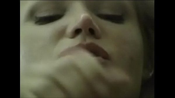 Nastyblonde_in kitchen