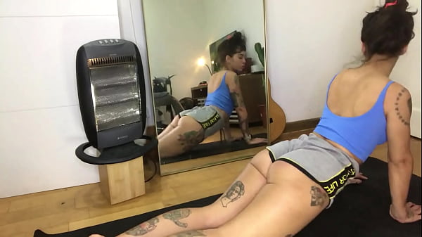 Sexy girl in long video changing clothes masturbating and even doing some yoga hairy armpits sexy 