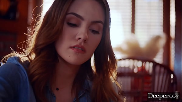 Nonton Deeper. Hot Babe Craves His Attention thumbnail