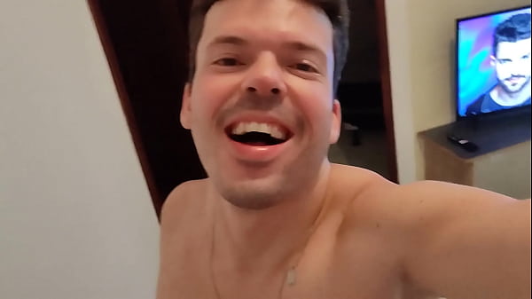 Play MP4 - Calebe leitador metendo no pelo e na pele da cadelinha &lpar;sem camisinha&rpar;