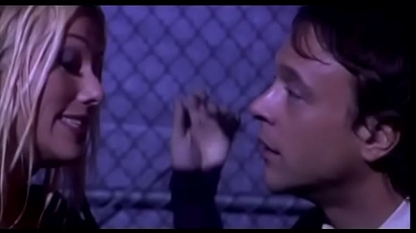 Play MP4 - Gorgeous brunette Gina Ryder in latex ho boots makes mouthbreather to roll up his flaps at the warehouse