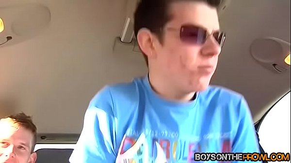 Play MP4 - Danny Star prepares his skinny ass for anal pleasure