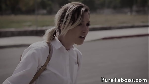 Teen s_threewayfucked_by stranger