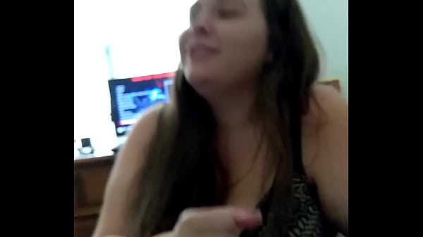 Play MP4 - She can a dick but those hands handjob