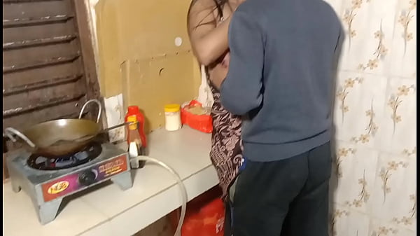 Play MP4 - Bangla Hot new fucked in In kitchen romantic brother wife sex specially Best series and Doggy style blwojob