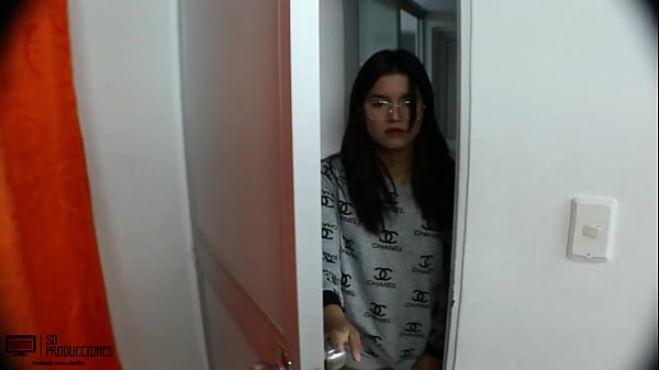 Morena Cachonda Danna Chupando La Polla De Su Hermanastro thumbnail