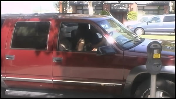 Nonton She Takes Charge And Demands He Lick Her Clit And Eat Out Her Pussy First Before She... thumbnail