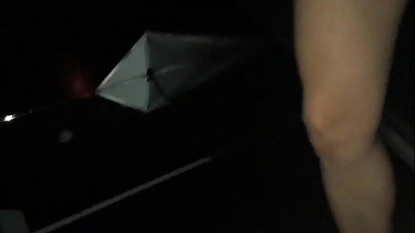 Play MP4 - Que isso&quest; N&atilde;o deu nem tempo de meter&comma; gozou s&oacute; de olhar glory hole