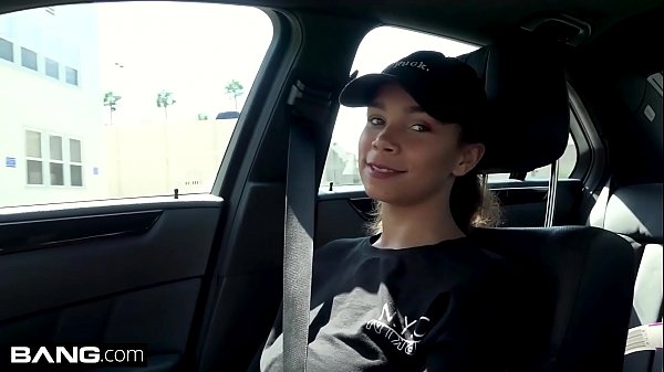 Play MP4 - Teen Mom Raven Redmond gets Massage with happy ending