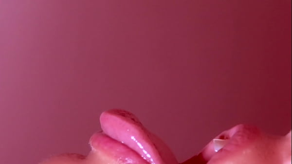 My very slutty stepmother gives me a blopwjob and drinks all the milk 