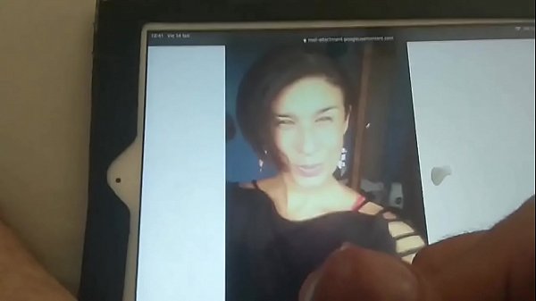 Play MP4 - Sac&aacute;ndome la leche con mi zorrita mamadora