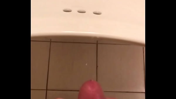 Play MP4 - trim&period;E2664A0C-3C26-4E6B-BB81-E2E8F1D3E3DA&period;MOV