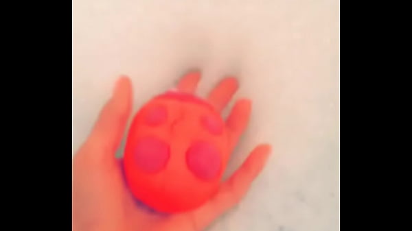 Hot Solo Girl Teasing insdie bathtub