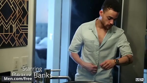 Play MP4 - &lpar;JJ Knight&rpar; Loves Sticking His Tongue In &lpar;Beaux Bankss&rpar; Bubble Butt - Men&period;Com