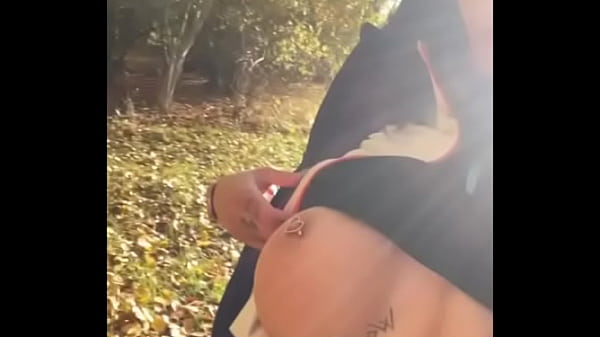 Play MP4 - Mistress love dominate slaves in the wilderness