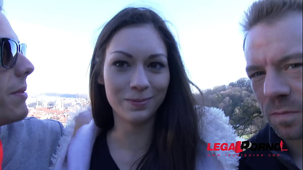 Arwen Gold in double anal threesome SZ1200