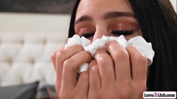 Play MP4 - Stepmom lets stepdaughter sniff her cunt