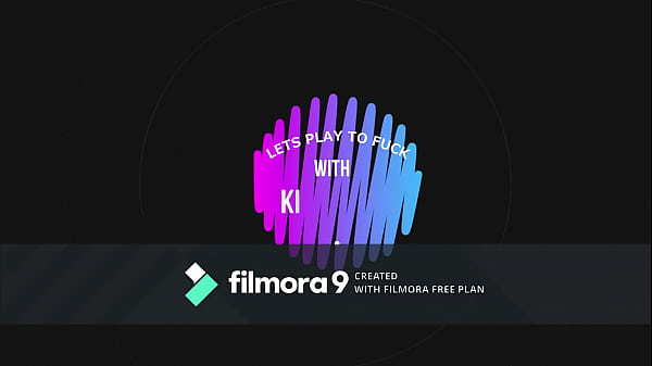 WHITE KITTEN ON MY_PICKBACK