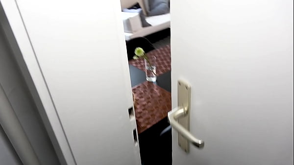 Nonton Jana 18 Kann Schon Blasen Deutsches Blondes Teen Gibt Blowjob F&uuml;r Nachbar thumbnail