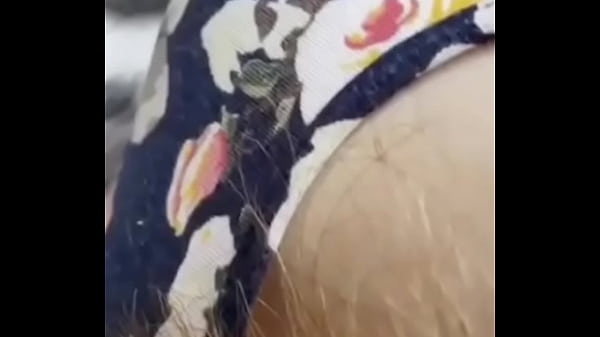 Escote Hermoso De Mi Amiga thumbnail