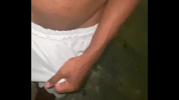 Play MP4 - PAGUEI O MENDIGO PRA ME FODER