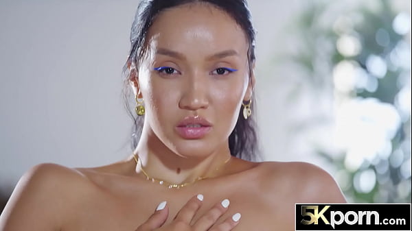 Asia Vargas Will Make Him Nut 