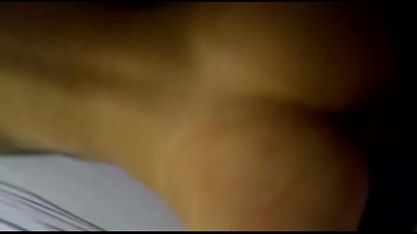 Kasadinha em casa com amigo