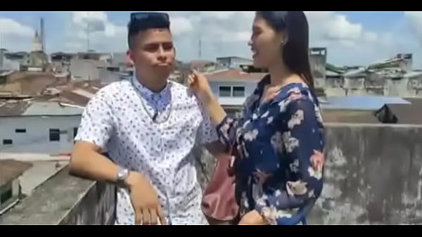 ANTES DE LLEGUE MI AMIGO SU FLACA LLEGA PARA FOLLAR 