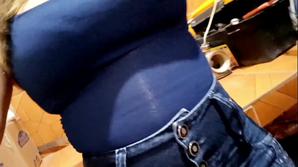 Play MP4 - en el cuarto de mi padrastro&comma; me pongo hacer porno casero para mis seguidores y mis tetas se ven deliciosas&comma; quiero follar