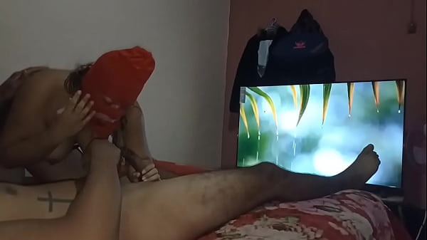 Me follo a mi hermanastra y me hacesexo oral toda la noche