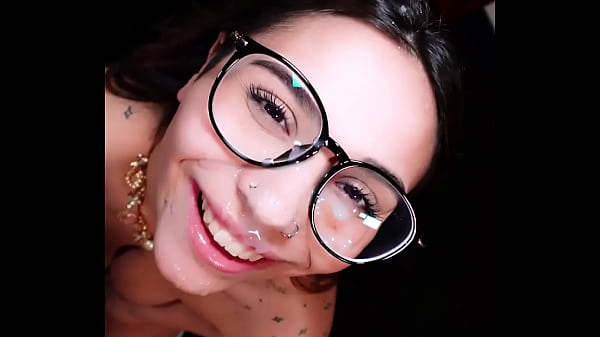 What a   and it sits so well on her...'nother #FACIALFRIDAY with cutie kaiamartin0f from our collab ... 