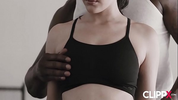 Play MP4 - Valentina Nappi In My Personal Trainer